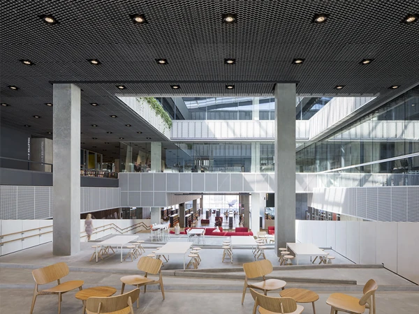 The rest area ceiling of Dokk1 Library is decorated with expanded metal sheets.